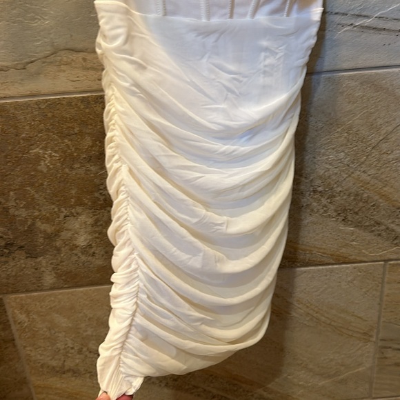 Ivory Oh Polly mini corset dress spaghetti straps and gathers at side runs small - Picture 2 of 4